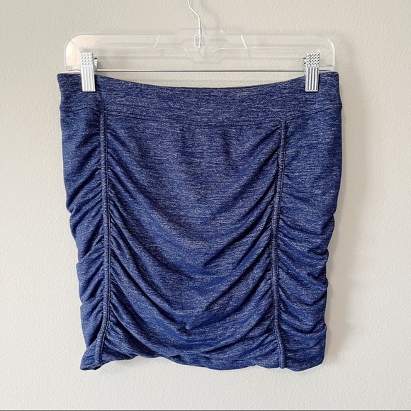 Athleta Odyssey Twisted Mini Skirt Ruched Blue Metallic Space Dye Size Small EUC - Picture 3 of 10